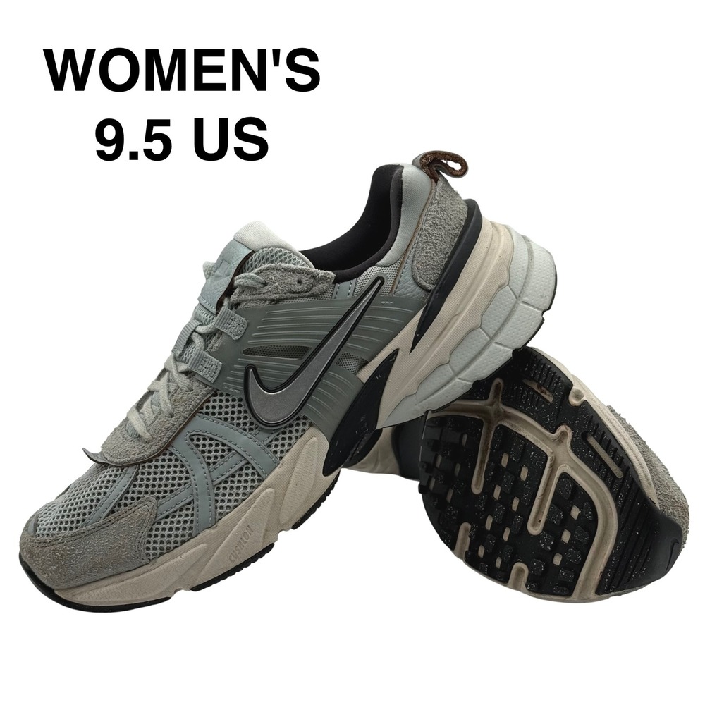 Nike V2K Run Women's 9.5 FN6703-003 Light Pumice Black Chrome‎ Running Shoes Gym